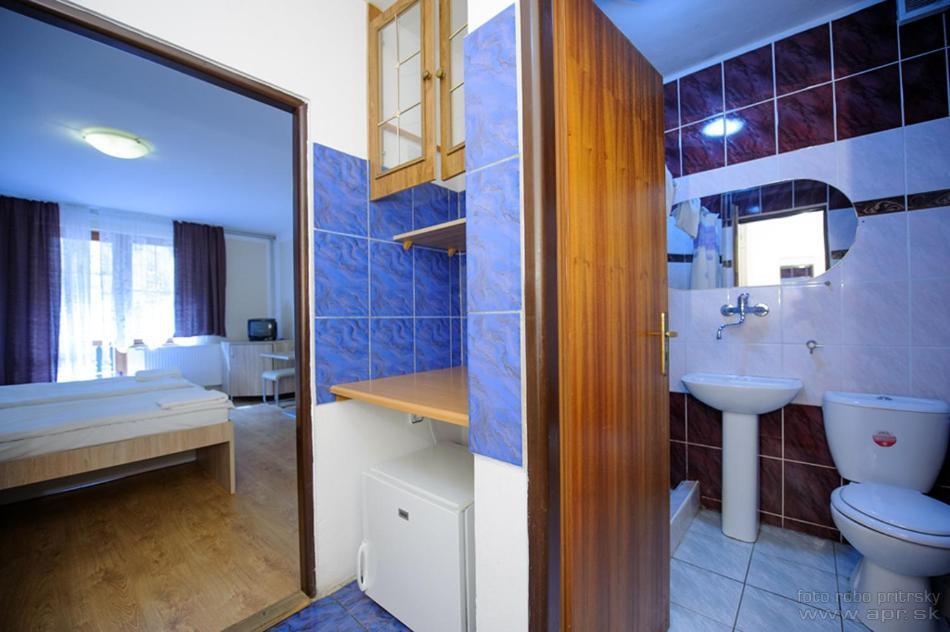 Horsky Hotel Eva Svätý Jur Extérieur photo