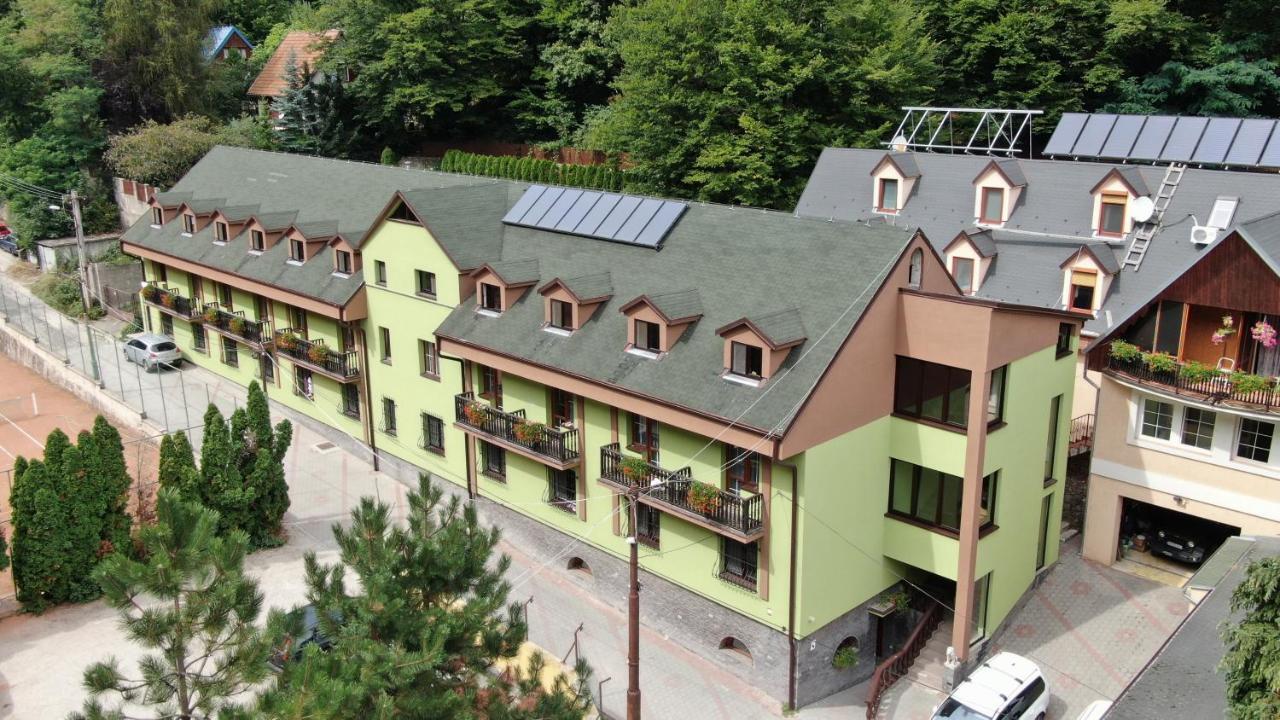Horsky Hotel Eva Svätý Jur Extérieur photo